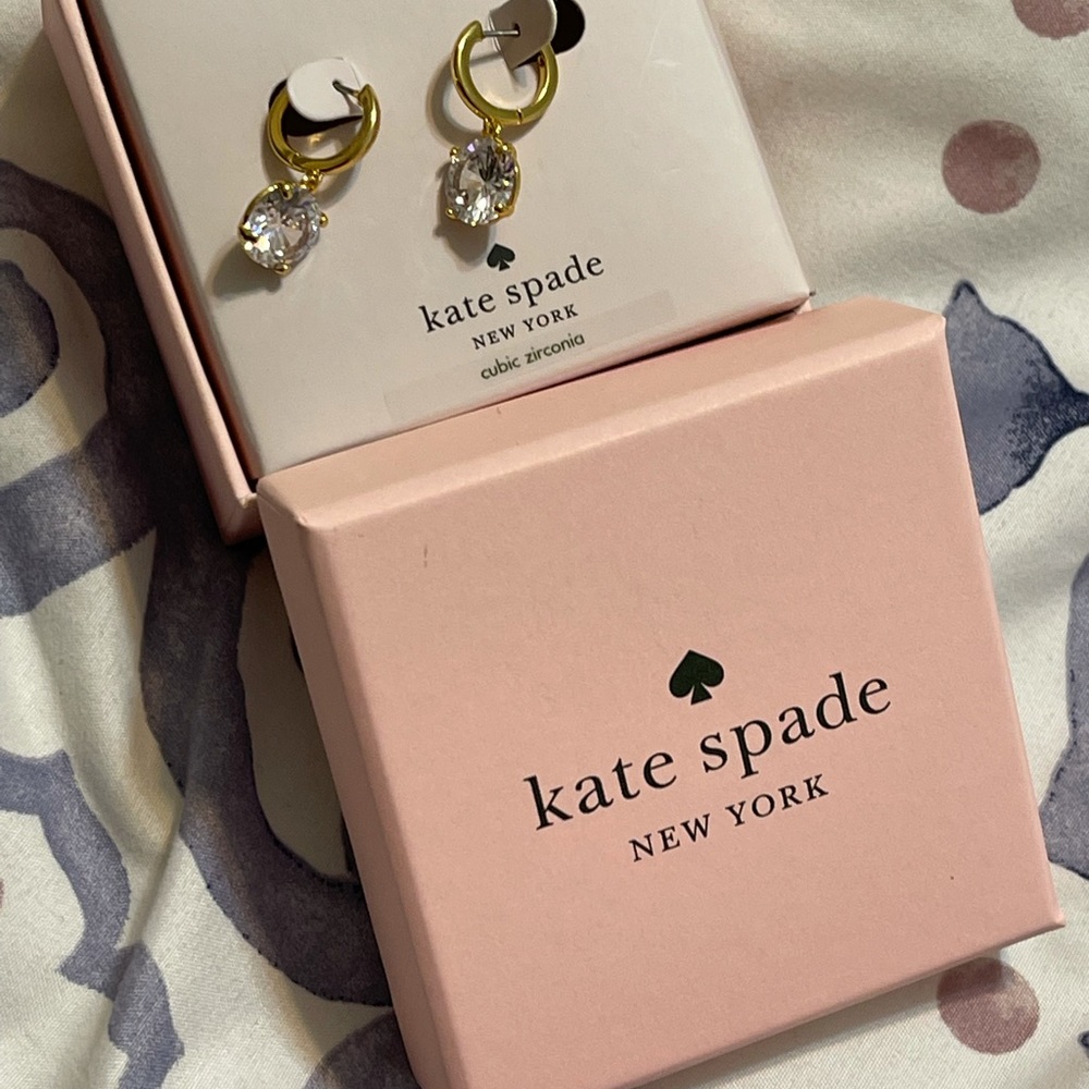 Kate Spade Gold CZ Drop Hoop Earrings NWT 🎀